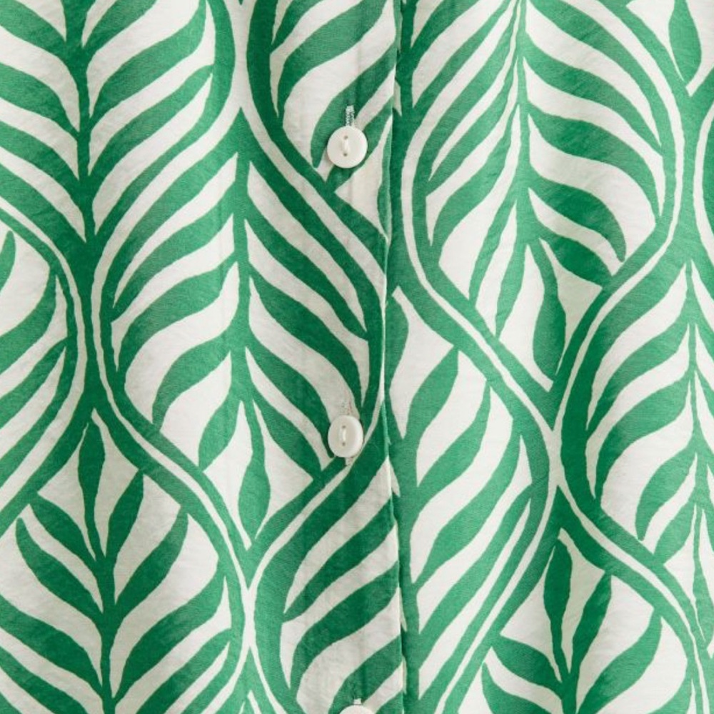 H&M Green Leaf drapey wide leg pants vacation Size 10 Large NWT - Picture 6 of 7